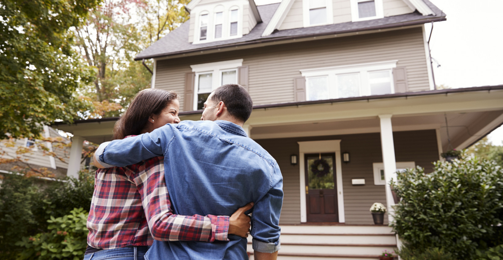 Get Aided With First Time Home Buyer Grants