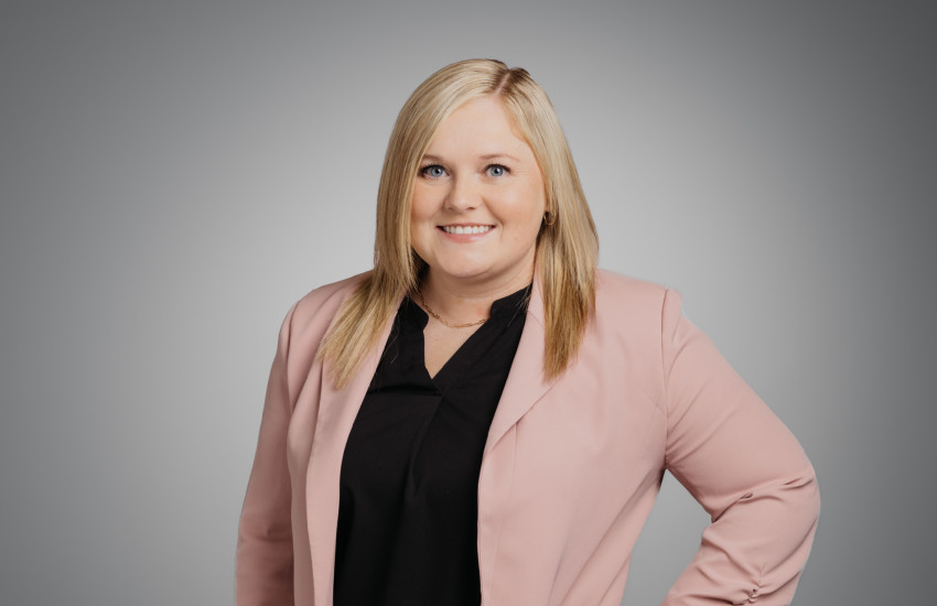 Katie Dean headshot 2023