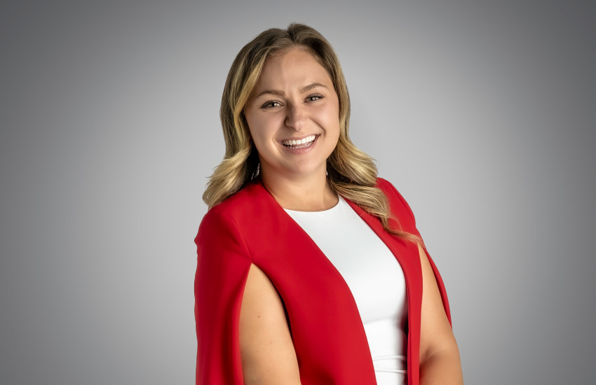 Marta Plumlee headshot 2023-1