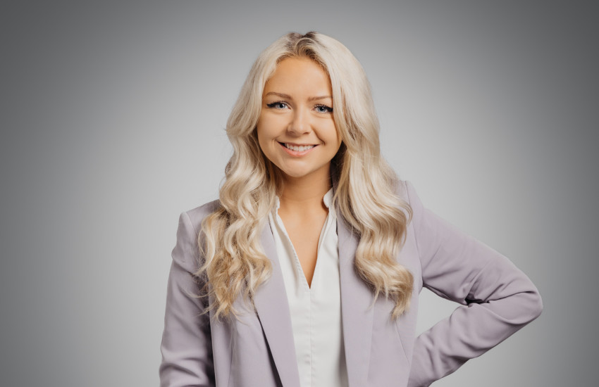 Sam Harris headshot 2023