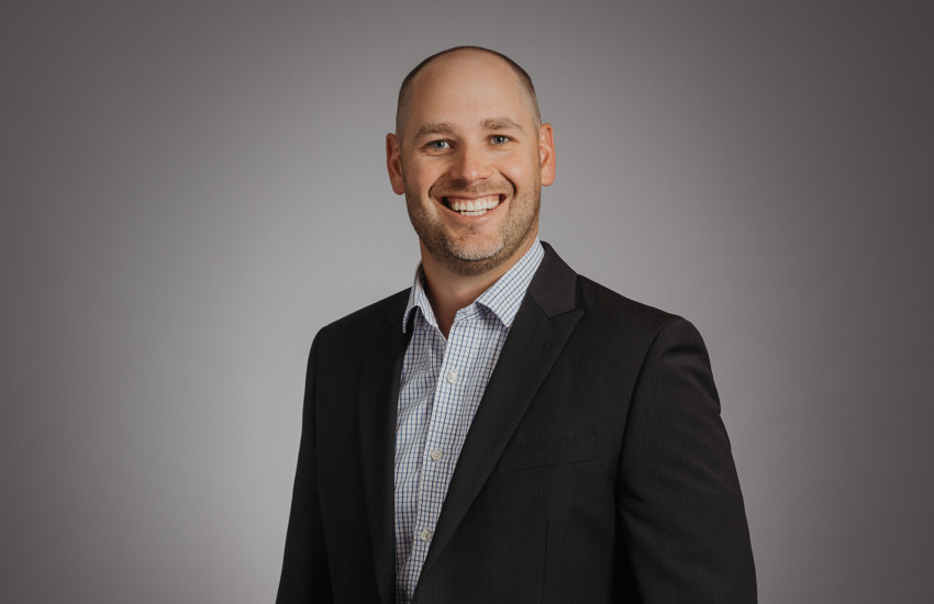 Headshot of Nathan Lindley