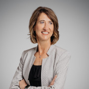 Doris Robertson Headshot 2023