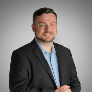 Seth Patrick headshot 2024