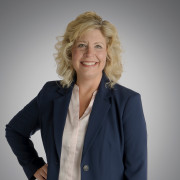 Tami Mitzel headshot 2025